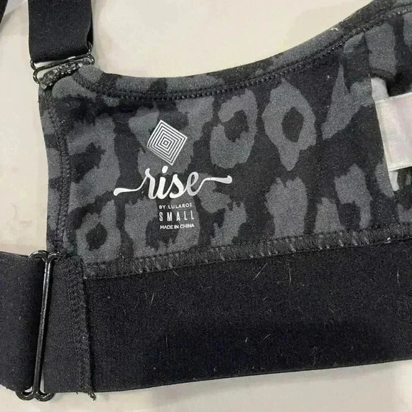 LuLaRoe Consistent Sports Bra Gray Leopard & Black Rise Workout Women’s Small - Picture 6 of 6